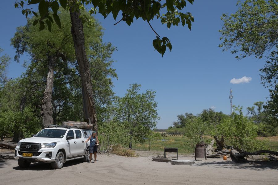 Khwai Camping Site: unser Stellplatz MK3 direkt am Khwai River