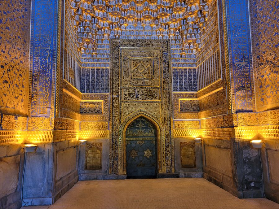 Samarkand: Innenraum der Tillakori Moschee, fertiggestellt 1660