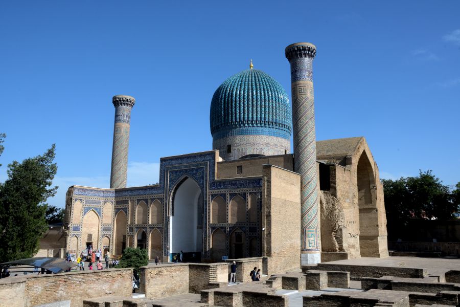 Samarkand: Blick auf das Gur-Emir-Mausoleum (errichtet 1403 -1404)