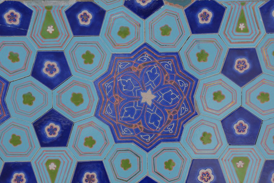 Samarkand: überall sind wunderschöne blau-türkise Kacheln